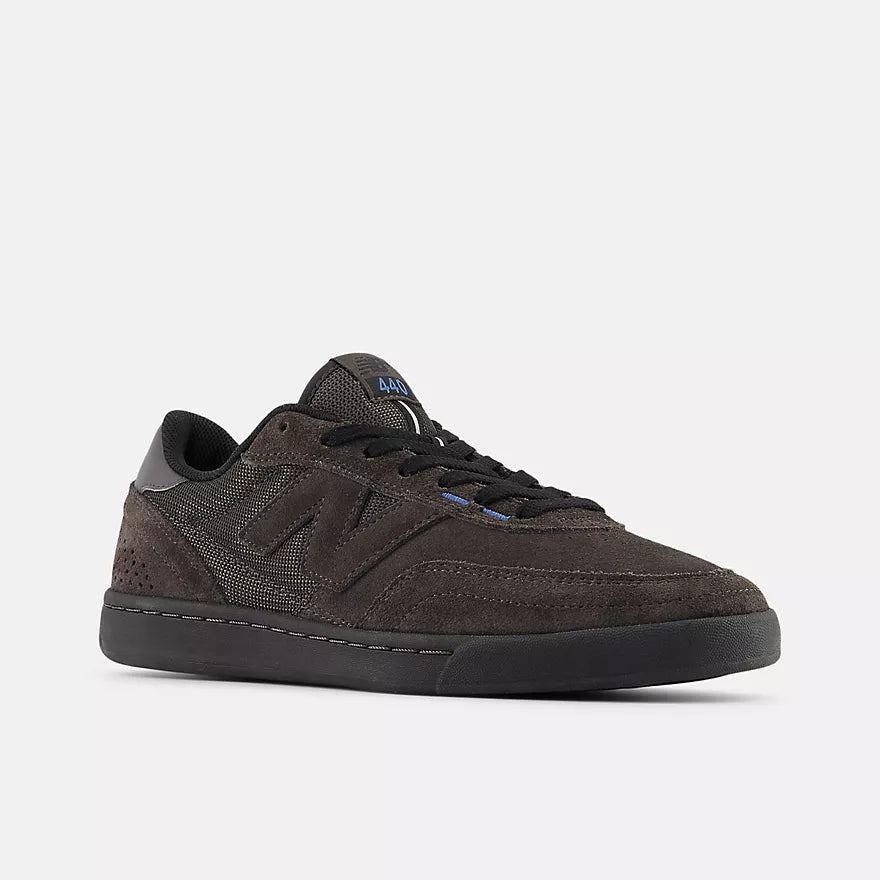NB Numeric 440 V2 * Black cement/Black *