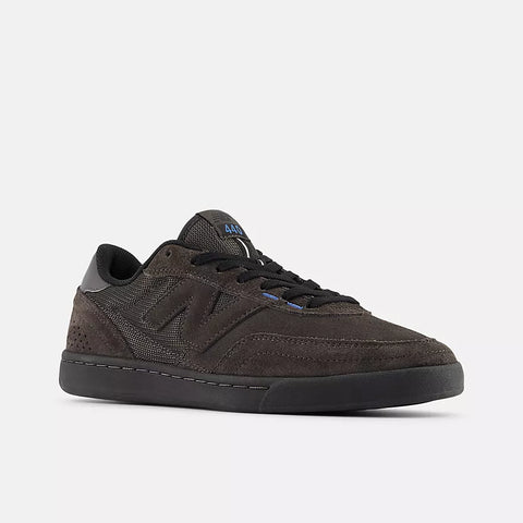 NB Numeric 440 V2 * Black cement/Black *